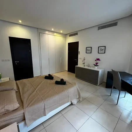 Apartment Pendergardens Huge Saint Julian's