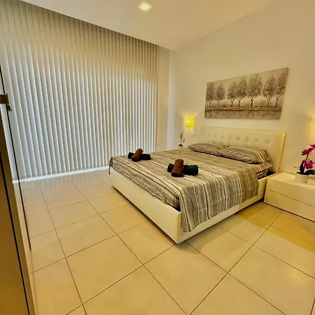 アパート Pendergardens Huge